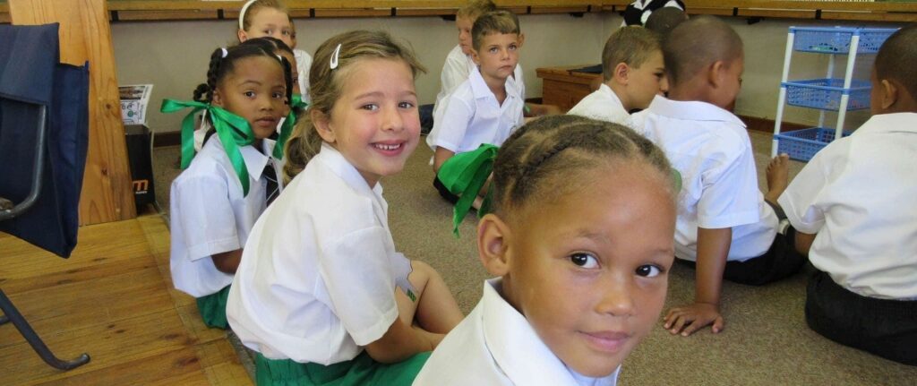 Laerskool Montagu Primary School - cover image