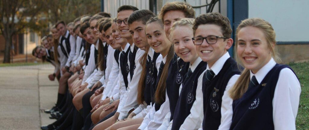 Hoerskool Menlopark High School - cover image