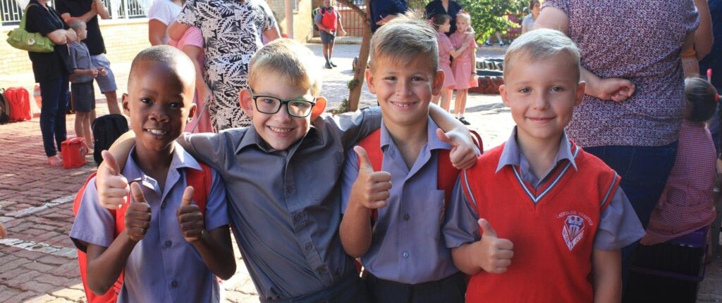 Laerskool Saamtrek Primary School - cover image