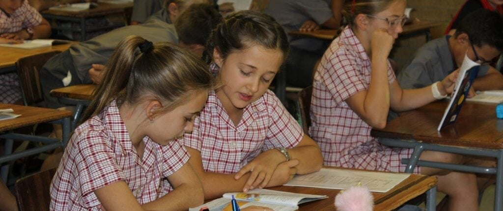 Laerskool Vastrap Primary School - cover image